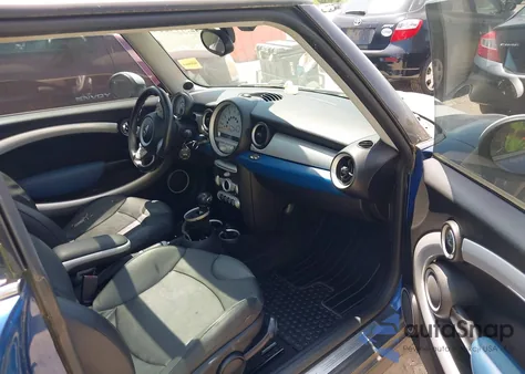 2007 Mini Cooper S from USA, damaged, VIN WMWMF73587TL89265